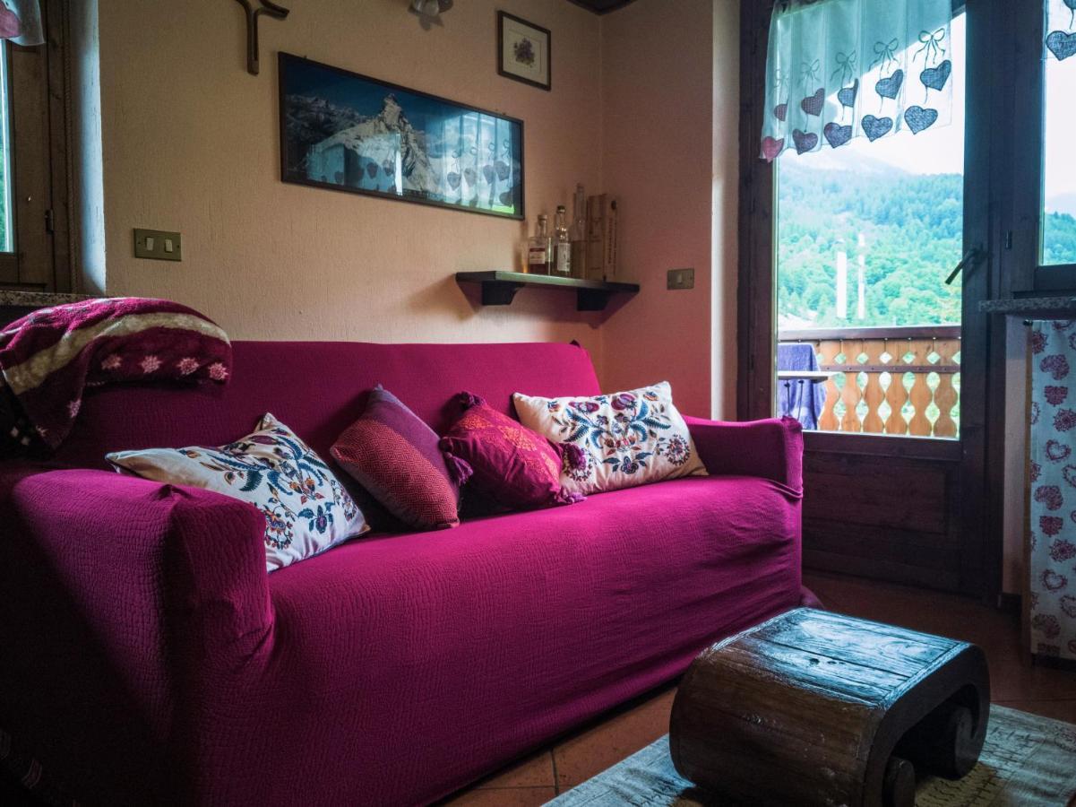 Apartamento "Lo Mequio De Emilie" 2 Passi Da Centro E Piste Valtournenche Exterior foto